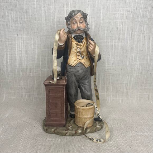 Vintage 60s Pucci Bisque Porcelain Figurine The Tycoon Japanese Capodimonte 3464 - Picture 2 of 15